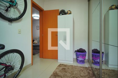 Quarto 2 de apartamento à venda com 2 quartos, 45m² em Humaitá, Porto Alegre