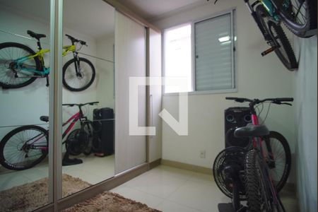 Quarto 2 de apartamento à venda com 2 quartos, 45m² em Humaitá, Porto Alegre