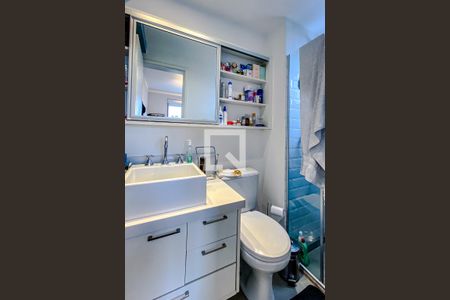 Apartamento à venda com 63m², 2 quartos e 2 vagasBanheiro da Suíte