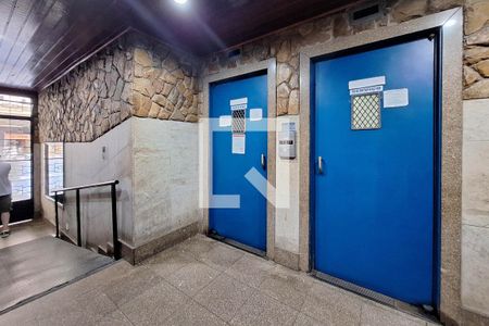 Apartamento à venda com 34m², 1 quarto e sem vagaFachada e portaria