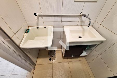 Apartamento à venda com 34m², 1 quarto e sem vagaBanheiro