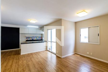 Sala/Cozinha de apartamento para alugar com 2 quartos, 70m² em Água Branca, São Paulo