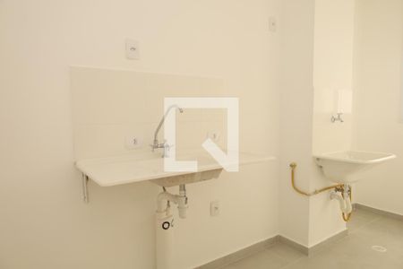 Cozinha de kitnet/studio para alugar com 1 quarto, 27m² em Jardim Helena, São Paulo
