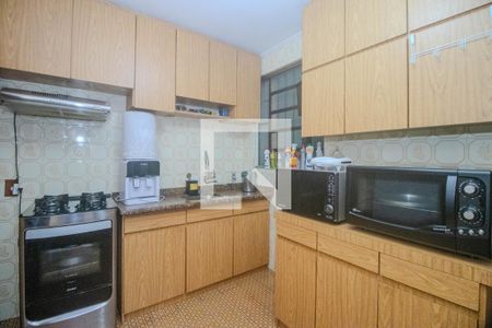 Apartamento à venda com 102m², 2 quartos e 1 vagaCozinha e Área de Serviço