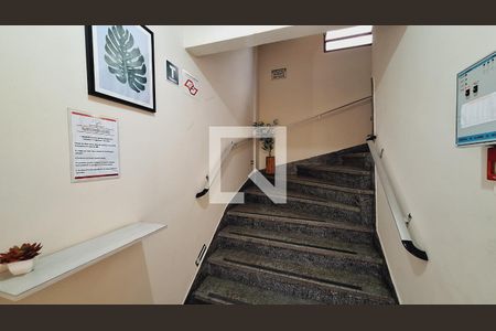 Apartamento para alugar com 47m², 1 quarto e 1 vagaEscada