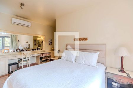 Casa de condomínio para alugar com 400m², 5 quartos e 2 vagasQuarto 3