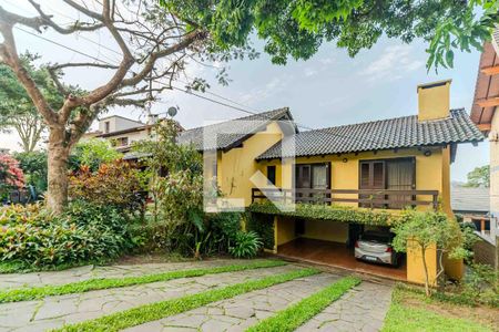 Casa de condomínio para alugar com 400m², 5 quartos e 2 vagasFachada