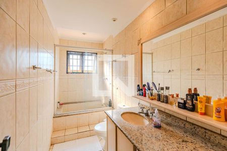 Casa de condomínio para alugar com 400m², 5 quartos e 2 vagasBanheiro 