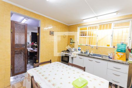 Casa à venda com 169m², 3 quartos e 2 vagasCozinha