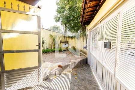 Casa à venda com 169m², 3 quartos e 2 vagasQuintal
