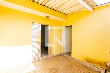 Casa à venda com 169m², 3 quartos e 2 vagasVaranda