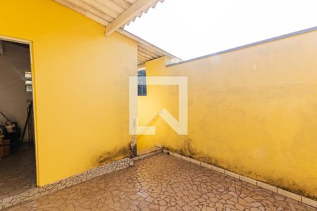 Casa à venda com 169m², 3 quartos e 2 vagasVaranda