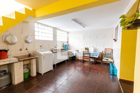 Casa à venda com 169m², 3 quartos e 2 vagasÁrea de Serviço