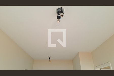 Detalhe da sala  de apartamento para alugar com 1 quarto, 61m² em Cidade Ocian, Praia Grande