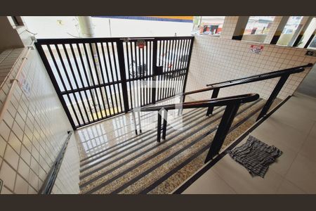 Apartamento para alugar com 61m², 1 quarto e 1 vaga Apartamento para alugar com 61m², 1 quarto e 1 vagaEscada