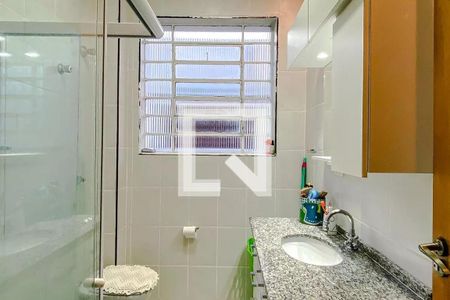 Casa para alugar com 270m², 3 quartos e 4 vagas Casa para alugar com 270m², 3 quartos e 4 vagasBanheiro Social