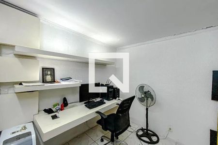 Casa para alugar com 270m², 3 quartos e 4 vagas Casa para alugar com 270m², 3 quartos e 4 vagasEscritório