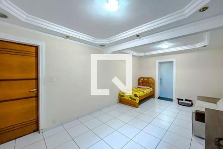 Casa para alugar com 270m², 3 quartos e 4 vagas Casa para alugar com 270m², 3 quartos e 4 vagasSuíte