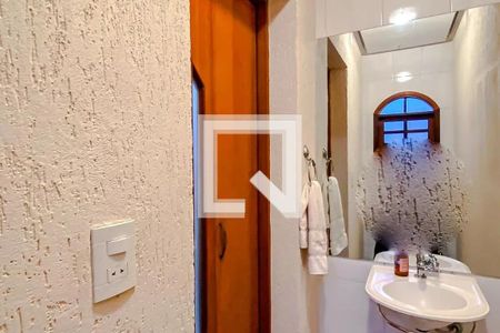 Casa para alugar com 270m², 3 quartos e 4 vagas Casa para alugar com 270m², 3 quartos e 4 vagasLavabo
