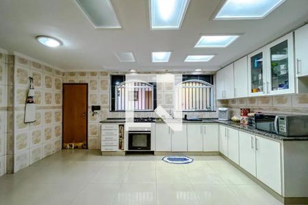 Casa para alugar com 270m², 3 quartos e 4 vagas Casa para alugar com 270m², 3 quartos e 4 vagasCozinha
