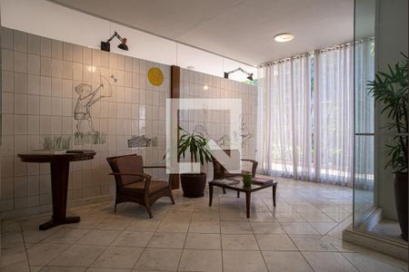 Apartamento à venda com 242m², 3 quartos e 1 vagaÁrea comum - Hall Social