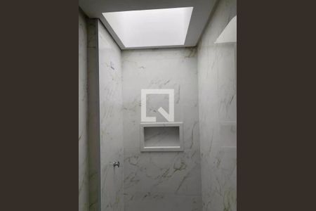 Casa à venda com 90m², 3 quartos e 2 vagas