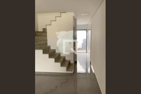 Casa à venda com 90m², 3 quartos e 2 vagas