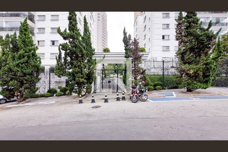 Apartamento à venda com 107m², 3 quartos e 3 vagasFachada