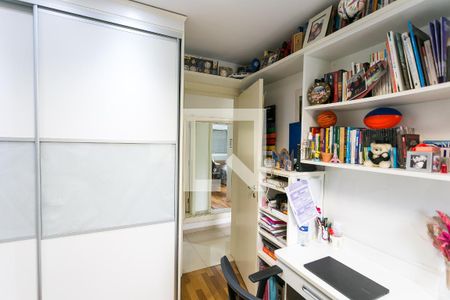 Apartamento à venda com 107m², 3 quartos e 3 vagasquarto 1