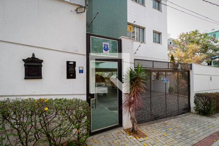 Apartamento para alugar com 96m², 3 quartos e 2 vagasFachada