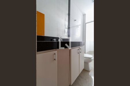 Apartamento para alugar com 96m², 3 quartos e 2 vagasBanheiro social