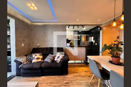 Sala de apartamento para alugar com 2 quartos, 51m² em Utinga, Santo André