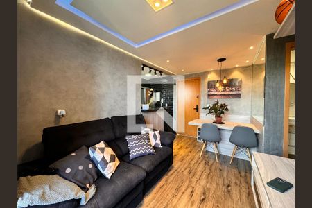 Sala de apartamento para alugar com 2 quartos, 51m² em Utinga, Santo André