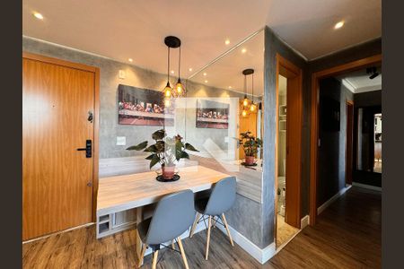 Sala de apartamento para alugar com 2 quartos, 51m² em Utinga, Santo André