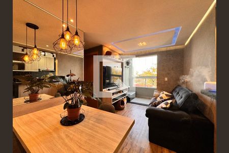 Sala de apartamento para alugar com 2 quartos, 51m² em Utinga, Santo André