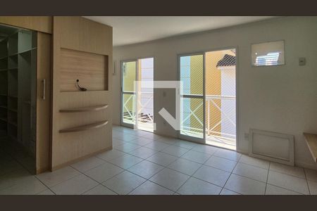 Casa de condomínio para alugar com 280m², 4 quartos e 3 vagas Casa de condomínio para alugar com 280m², 4 quartos e 3 vagasSuíte 3