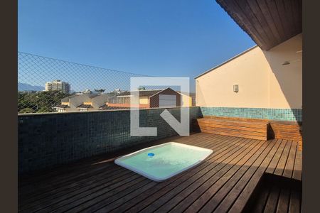 Casa de condomínio para alugar com 280m², 4 quartos e 3 vagas Casa de condomínio para alugar com 280m², 4 quartos e 3 vagasÁrea externa