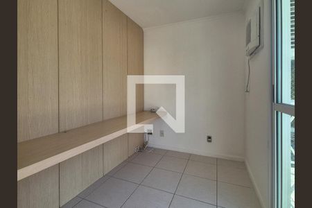 Casa de condomínio para alugar com 280m², 4 quartos e 3 vagas Casa de condomínio para alugar com 280m², 4 quartos e 3 vagasSuíte 3