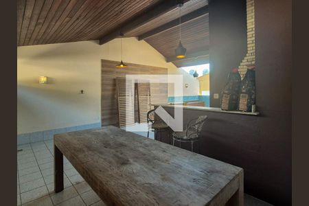 Casa de condomínio para alugar com 280m², 4 quartos e 3 vagas Casa de condomínio para alugar com 280m², 4 quartos e 3 vagasÁrea gourmet