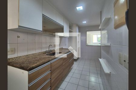 Casa de condomínio para alugar com 280m², 4 quartos e 3 vagas Casa de condomínio para alugar com 280m², 4 quartos e 3 vagasCozinha