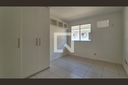 Casa de condomínio para alugar com 280m², 4 quartos e 3 vagas Casa de condomínio para alugar com 280m², 4 quartos e 3 vagasSuíte 2