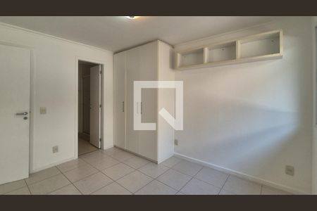 Casa de condomínio para alugar com 280m², 4 quartos e 3 vagas Casa de condomínio para alugar com 280m², 4 quartos e 3 vagasSuíte 2