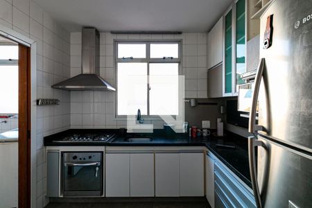 Apartamento para alugar com 70m², 2 quartos e 1 vagaCozinha