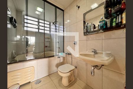 Apartamento à venda com 140m², 3 quartos e 1 vagaBanheiro da Suíte