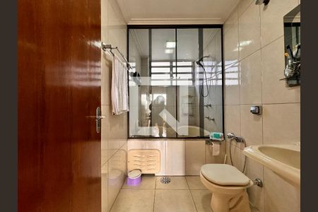Apartamento à venda com 140m², 3 quartos e 1 vagaBanheiro da Suíte