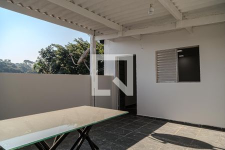 Casa para alugar com 70m², 2 quartos e sem vagaVaranda