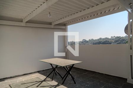 Casa para alugar com 70m², 2 quartos e sem vagaVaranda