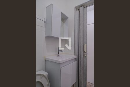 Casa para alugar com 70m², 2 quartos e sem vagaBanheiro