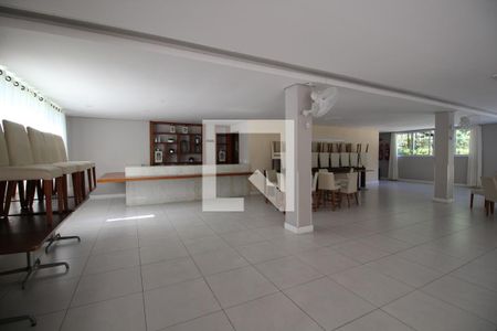 Apartamento à venda com 72m², 3 quartos e 1 vagaÁrea Comum - Salão de Festas