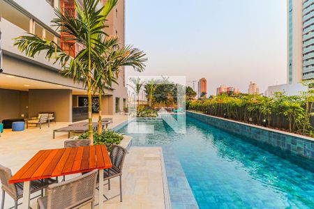 Apartamento para alugar com 38m², 1 quarto e 1 vaga Apartamento para alugar com 38m², 1 quarto e 1 vagaÁrea comum - Piscina